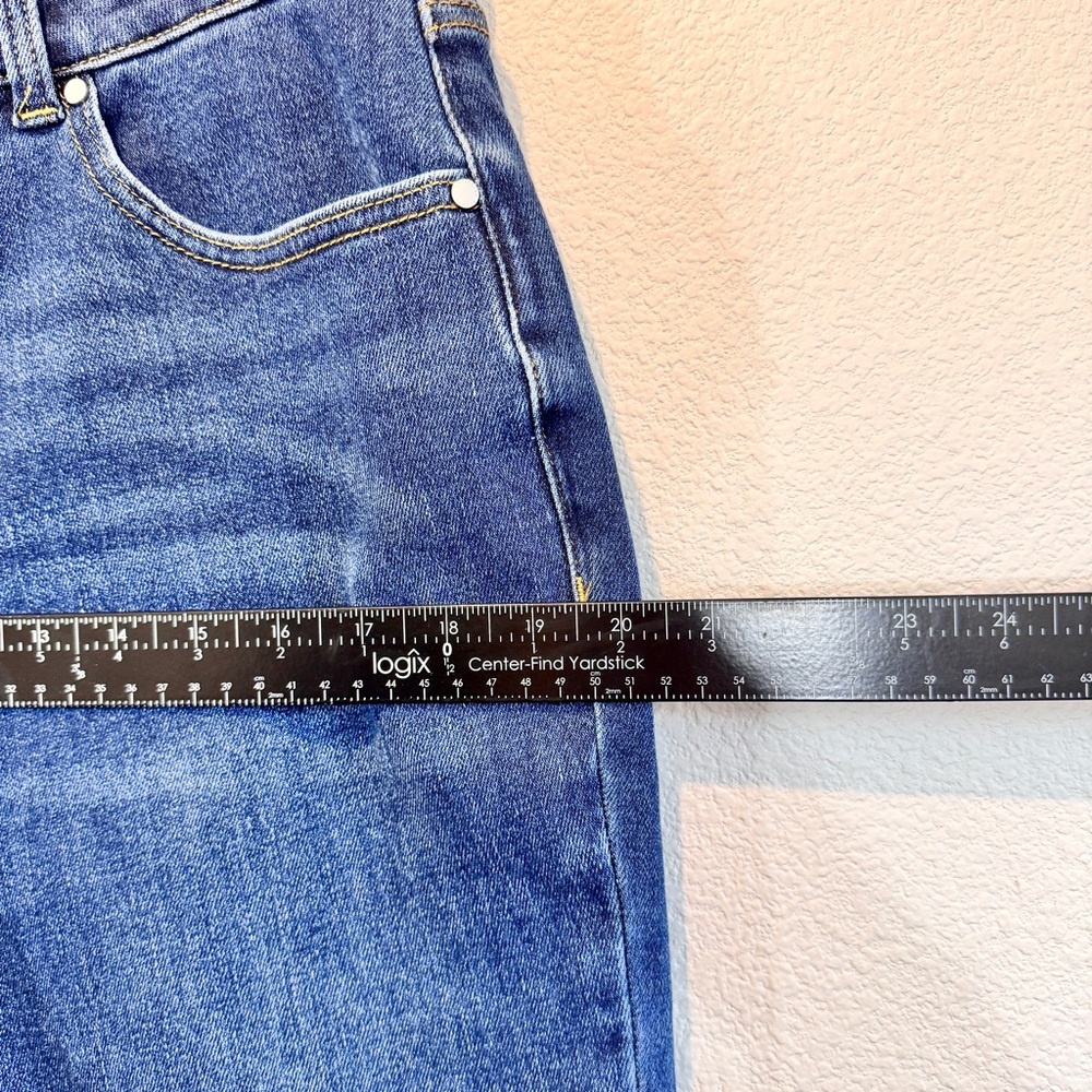Universal Standard Straight Leg Crop Jeans Medium Wash Women’s 12 - Picture 7 of 9